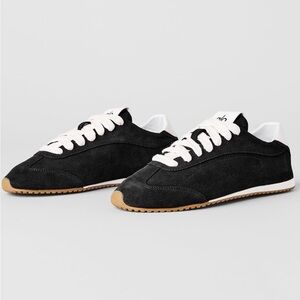 Alo Yoga Sunset Sneakers Black Suede with White Laces Brand New